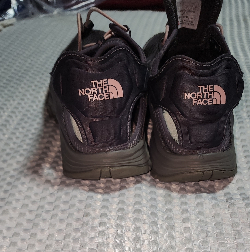 THE NORTH FACE GUC WOMEN'S SIZE 9 LITE WAVE AMPHIBIOUS II TRAIL RUNNING SHOES - Picture 4 of 9